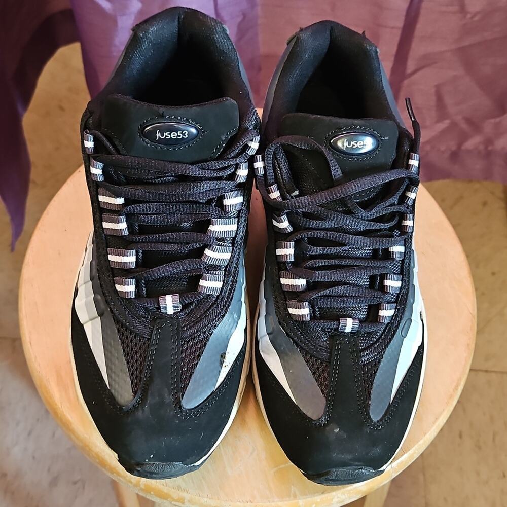 Fuse53 Black and White Sneakers - Picture 1 of 6